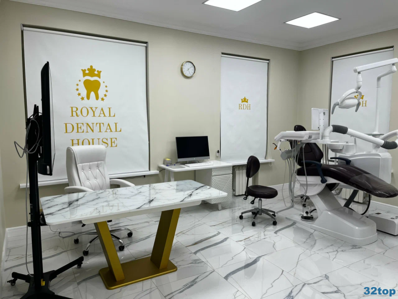 Стоматологическая клиника ROYAL DENTAL HOUSE (РОЙАЛ ДЕНТАЛ ХАУС) м. Обводной канал