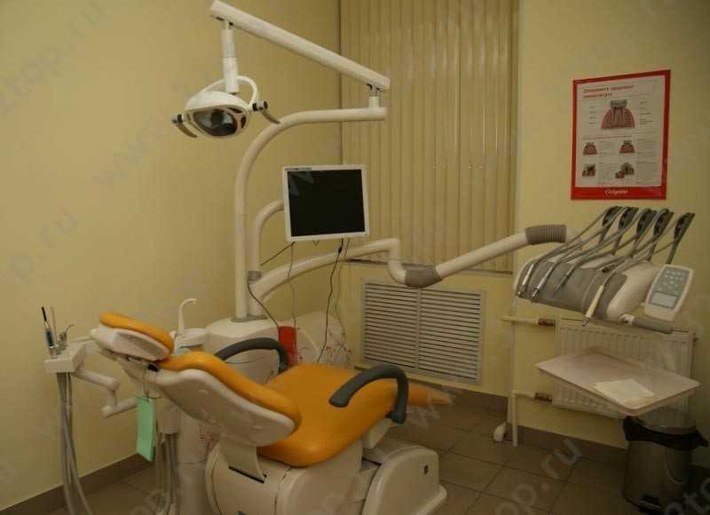 Стоматологический центр АМРО м. Черная Речка