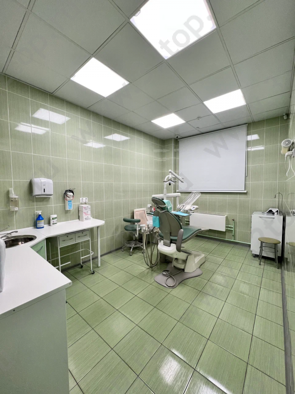 Стоматологический центр GREENSTOM (ГРИНСТОМ) м. Улица Дыбенко
