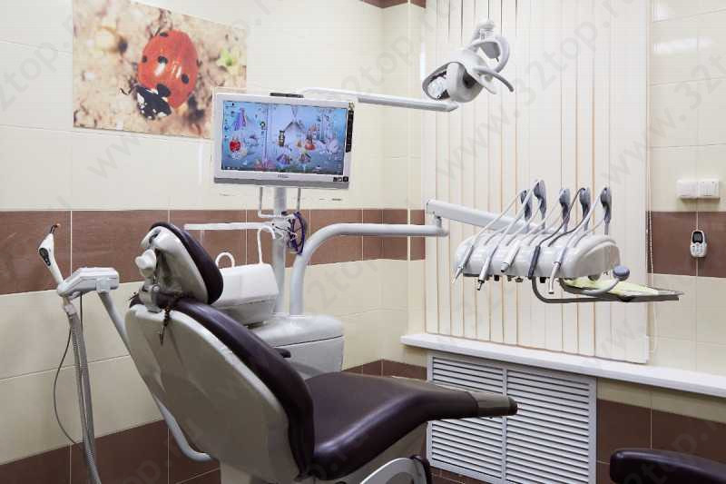 Центр здоровых зубов для всей семьи АЛМАДЕНТ м. Комендантский проспект